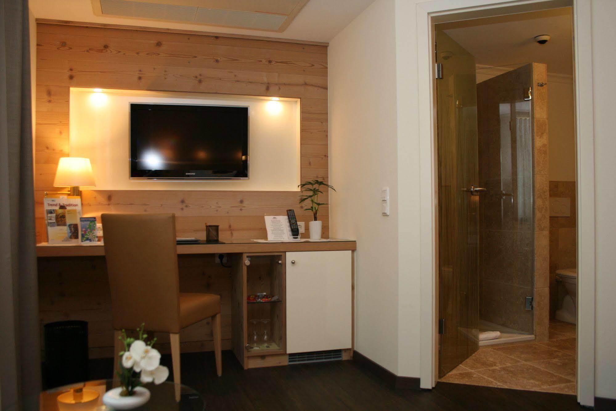 Ringhotel Winzerhof Rauenberg  ภายนอก รูปภาพ